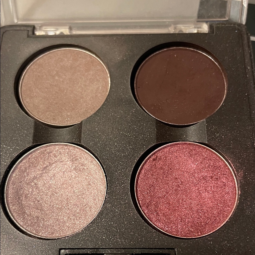 MAC Take Wing 4-Eyeshadow Palette